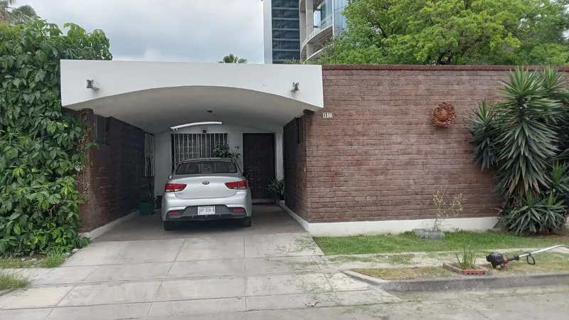 Casa en venta · Santa María, Monterrey, Nuevo León