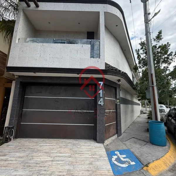 Casa en venta · Jardines de San Patricio, Apodaca, Nuevo León