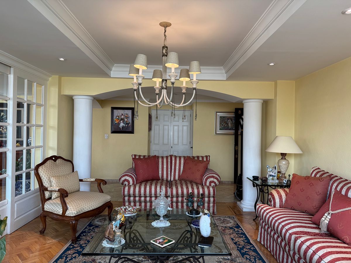 Departamento en venta · Hacienda de las Palmas, Huixquilucan, Estado de México
