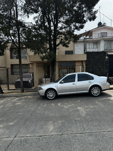 Casa en venta · Lomas del Huizachal, Naucalpan de Juárez, Estado de México Casa en venta · Lomas del Huizachal, Naucalpan de Juárez, Estado de México