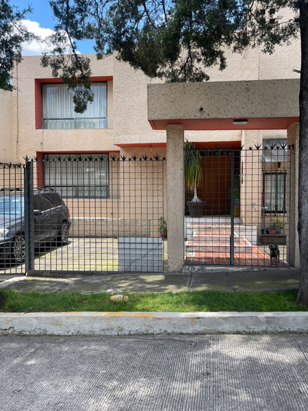 Casa en venta · Lomas del Huizachal, Naucalpan de Juárez, Estado de México