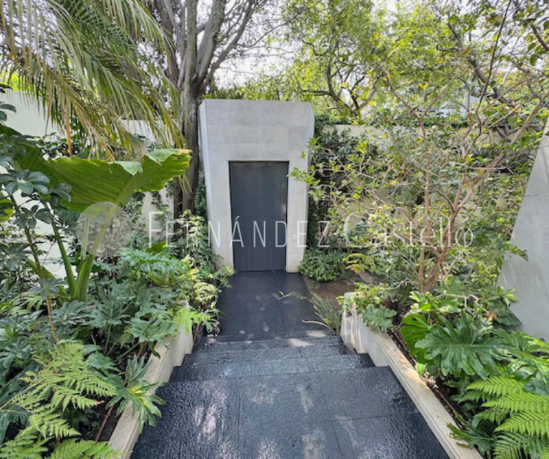 Casa en venta · Lomas de Chapultepec I Sección, Lomas de Chapultepec, Chapultepec, Miguel Hidalgo, Ciudad de México Casa en venta · Lomas de Chapultepec I Sección, Lomas de Chapultepec, Chapultepec, Miguel Hidalgo, Ciudad de México