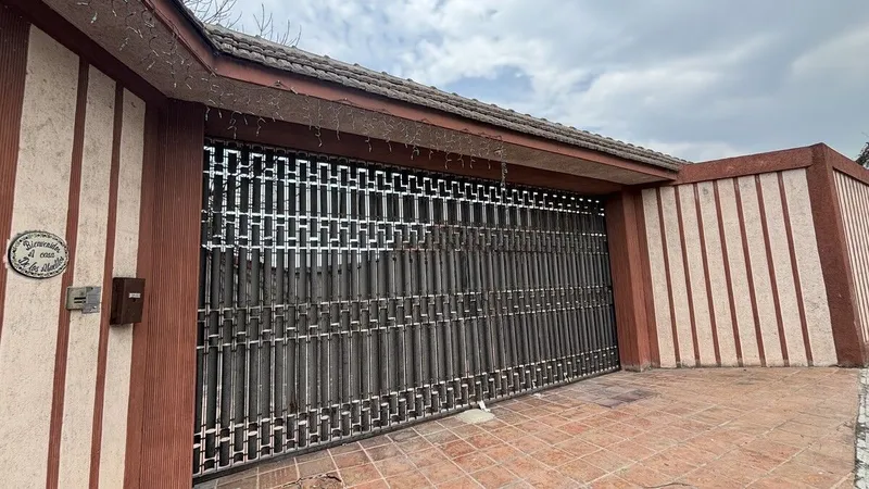 Casa en venta · Ciudad Santa Catarina Centro, Santa Catarina, Nuevo León
