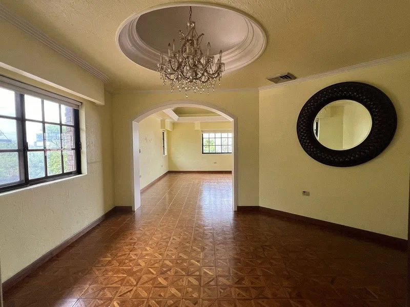 Casa en venta · Veredalta, San Pedro Garza García, Nuevo León