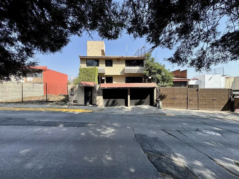 Casa en venta · Parques de la Herradura, Huixquilucan, Estado de México