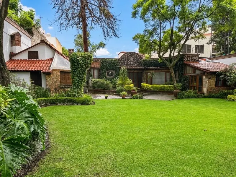 Casa en venta · Jardines del Pedregal, Álvaro Obregón, Ciudad de México