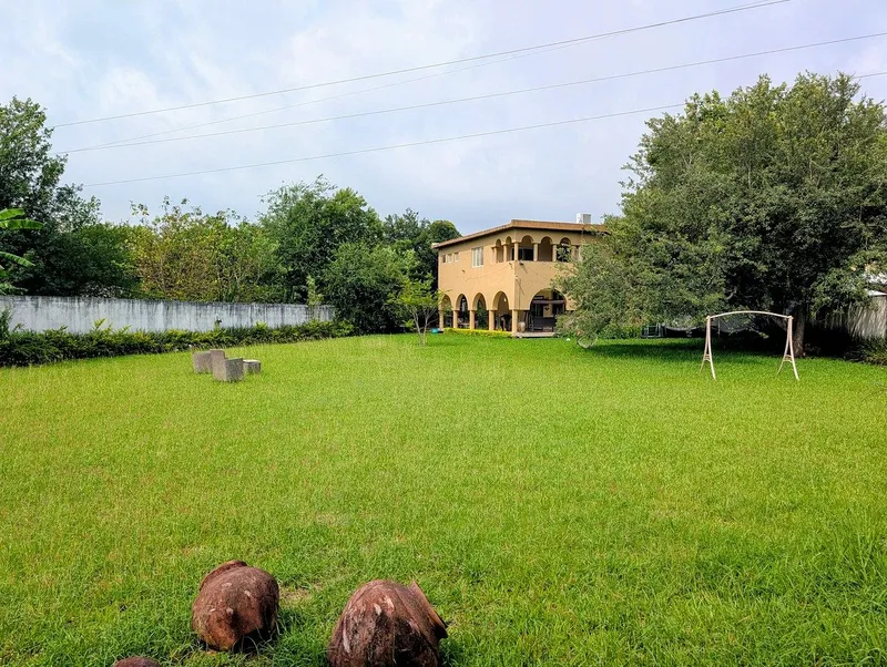 Casa en venta · Yerbaniz, Santiago, Nuevo León Casa en venta · Yerbaniz, Santiago, Nuevo León