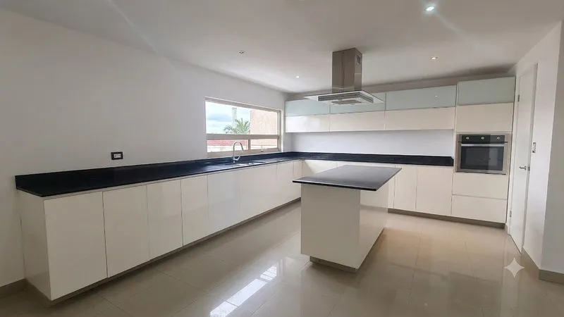 Casa en venta · Balcones de Colinas de San Jerónimo, Monterrey, Nuevo León