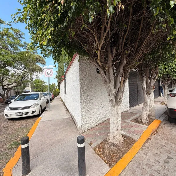 Casa en venta · Álamos 3a Sección, Santiago de Querétaro, Querétaro Casa en venta · Álamos 3a Sección, Santiago de Querétaro, Querétaro