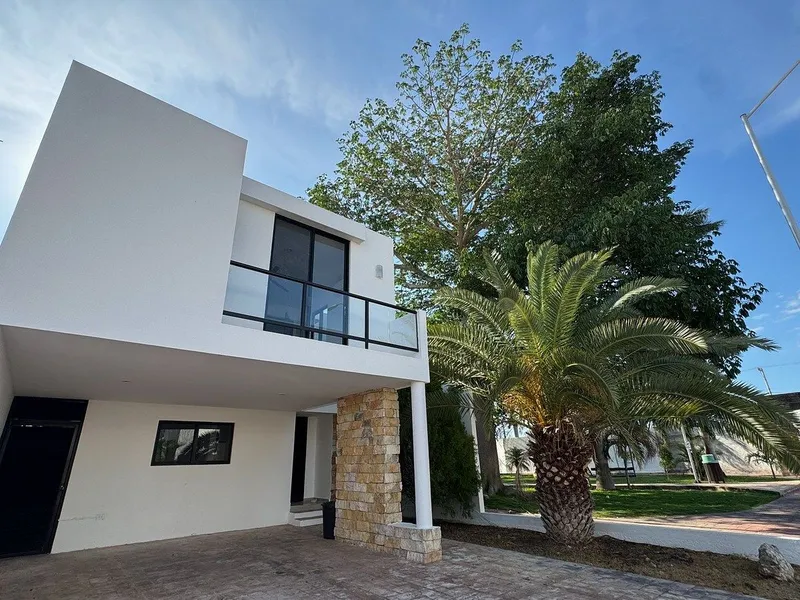 Casa en venta · Privada Villa Cholul, Mérida, Yucatán