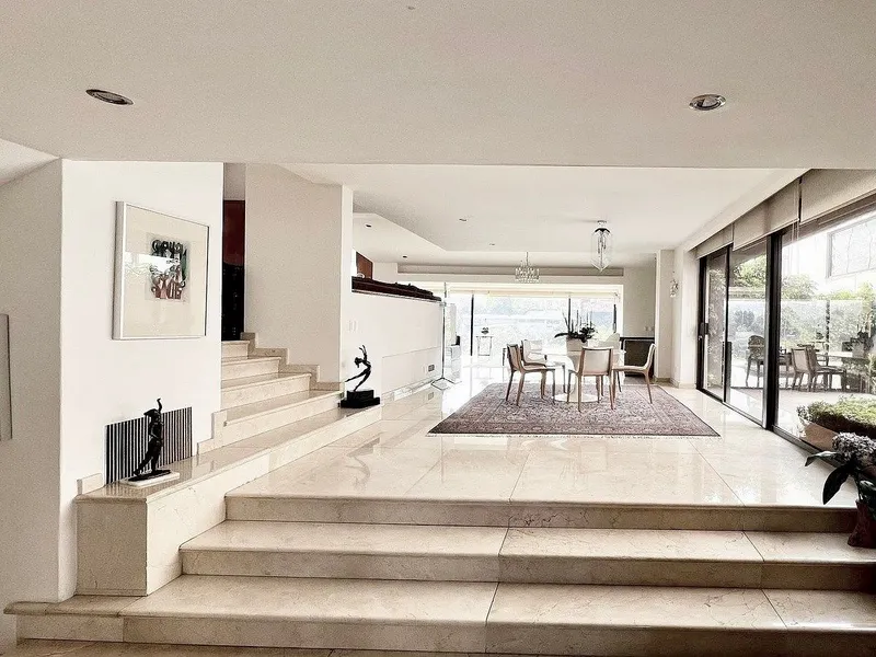 Casa en venta · Bosque de las Lomas, Miguel Hidalgo, Ciudad de México Casa en venta · Bosque de las Lomas, Miguel Hidalgo, Ciudad de México