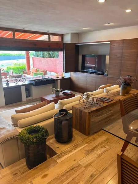 Casa en venta · Santa Magdalena Tilostoc, Valle de Bravo, Estado de México