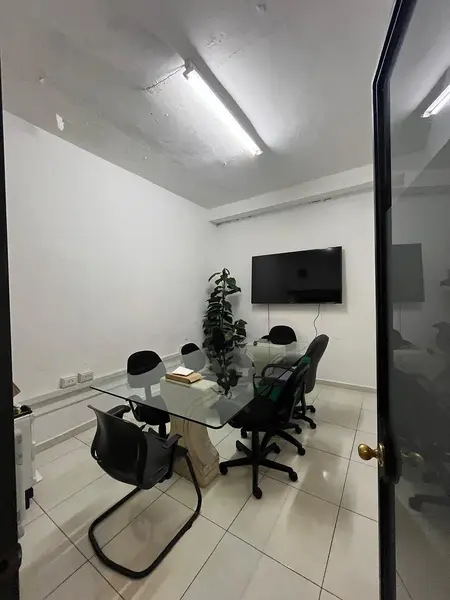Oficina en venta · Las Torres, Monterrey, Nuevo León
