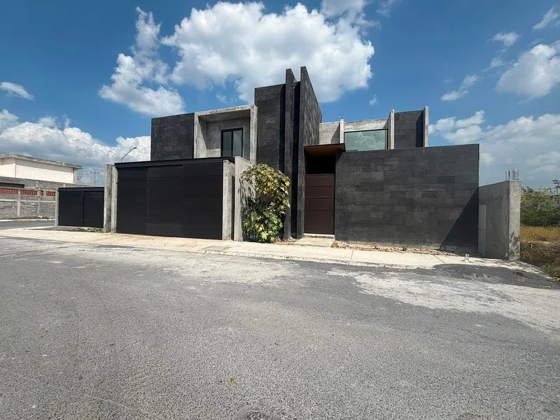 Casa en venta · Portal de Zuazua, General Zuazua, Nuevo León