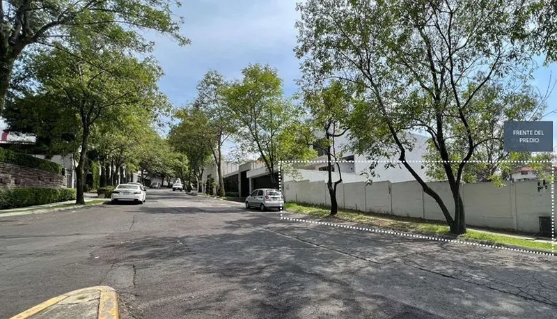 Lote en venta · Bosques de las Lomas, Cuajimalpa de Morelos, Ciudad de México