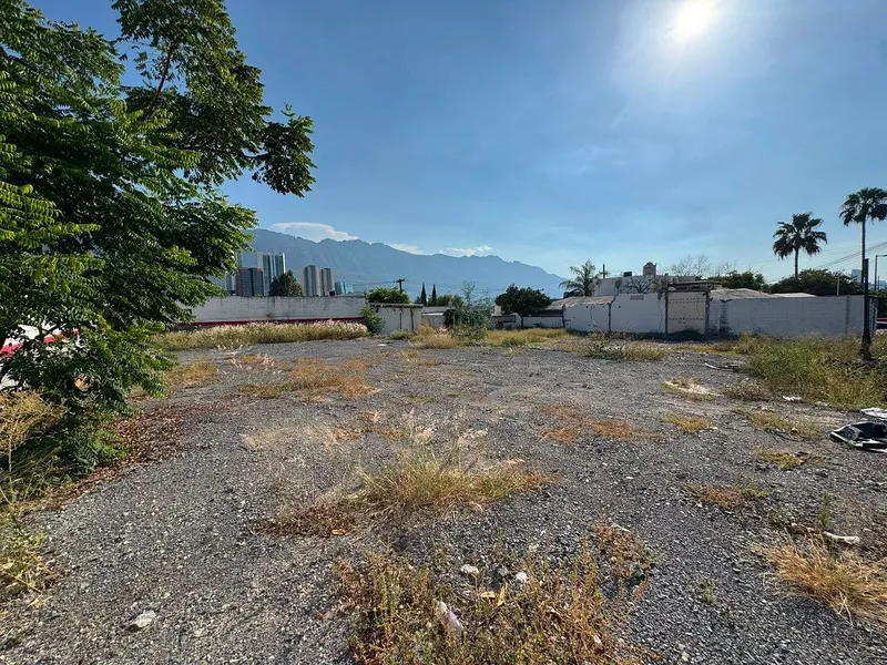 Lote en renta · Del Valle, San Pedro Garza García, Nuevo León