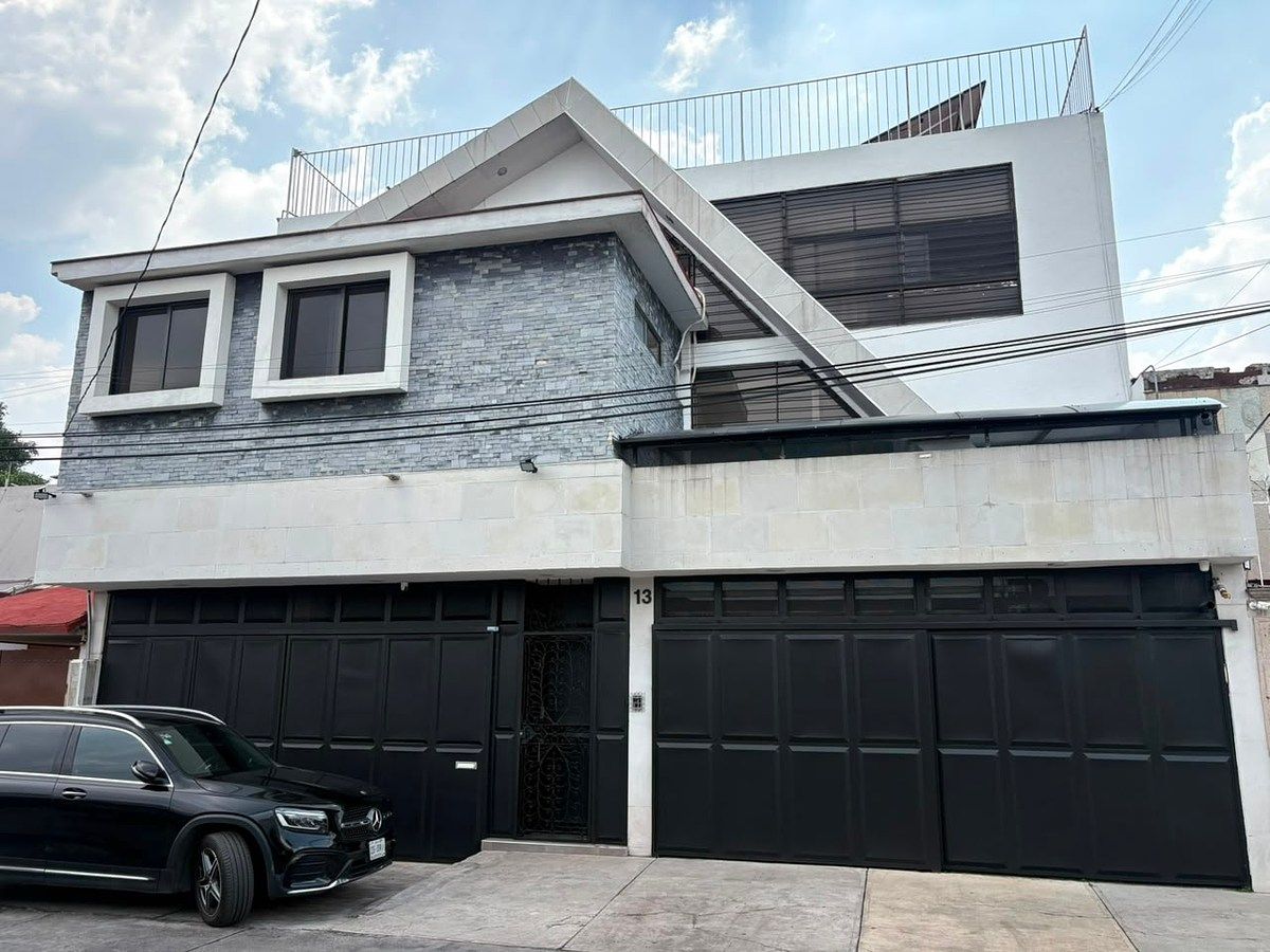 Casa en venta · Lomas de Tecamachalco, Naucalpan de Juárez, Estado de México