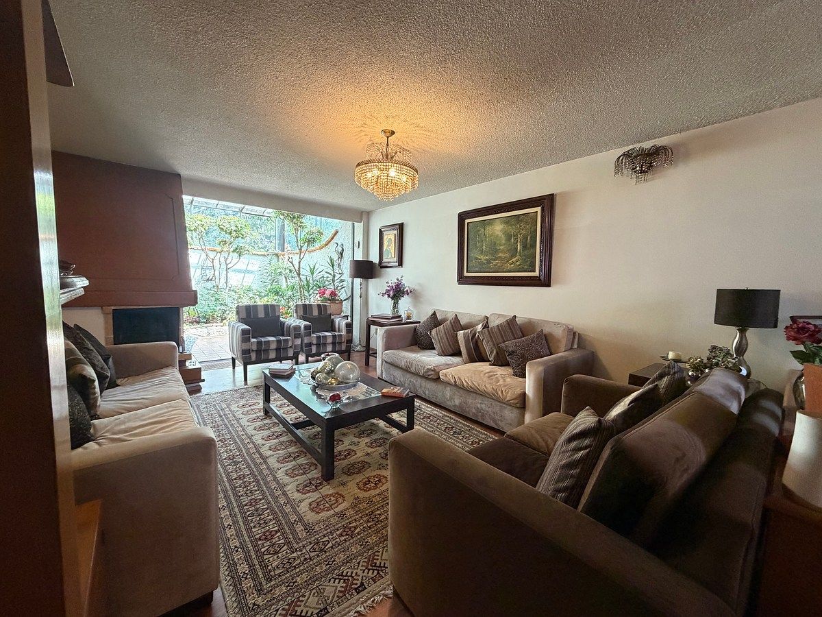 Casa en venta · Jardines de Satélite, Naucalpan de Juárez, Estado de México