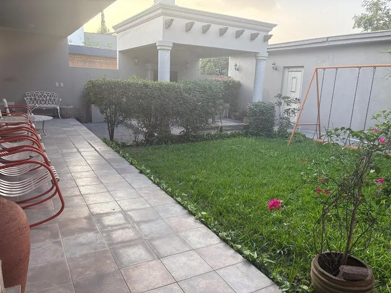 Casa en venta · Fuentes del Valle, San Pedro Garza García, Nuevo León