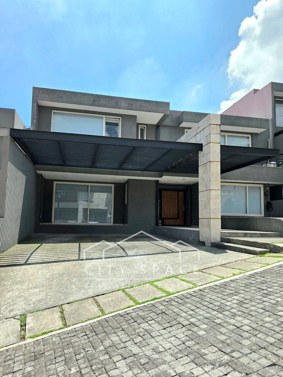 Casa en venta · Atizapán de Zaragoza, Estado de México Casa en venta · Atizapán de Zaragoza, Estado de México