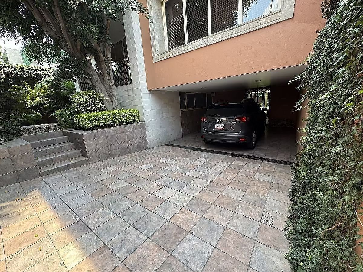 Casa en venta · Lomas de Tecamachalco, Naucalpan de Juárez, Estado de México