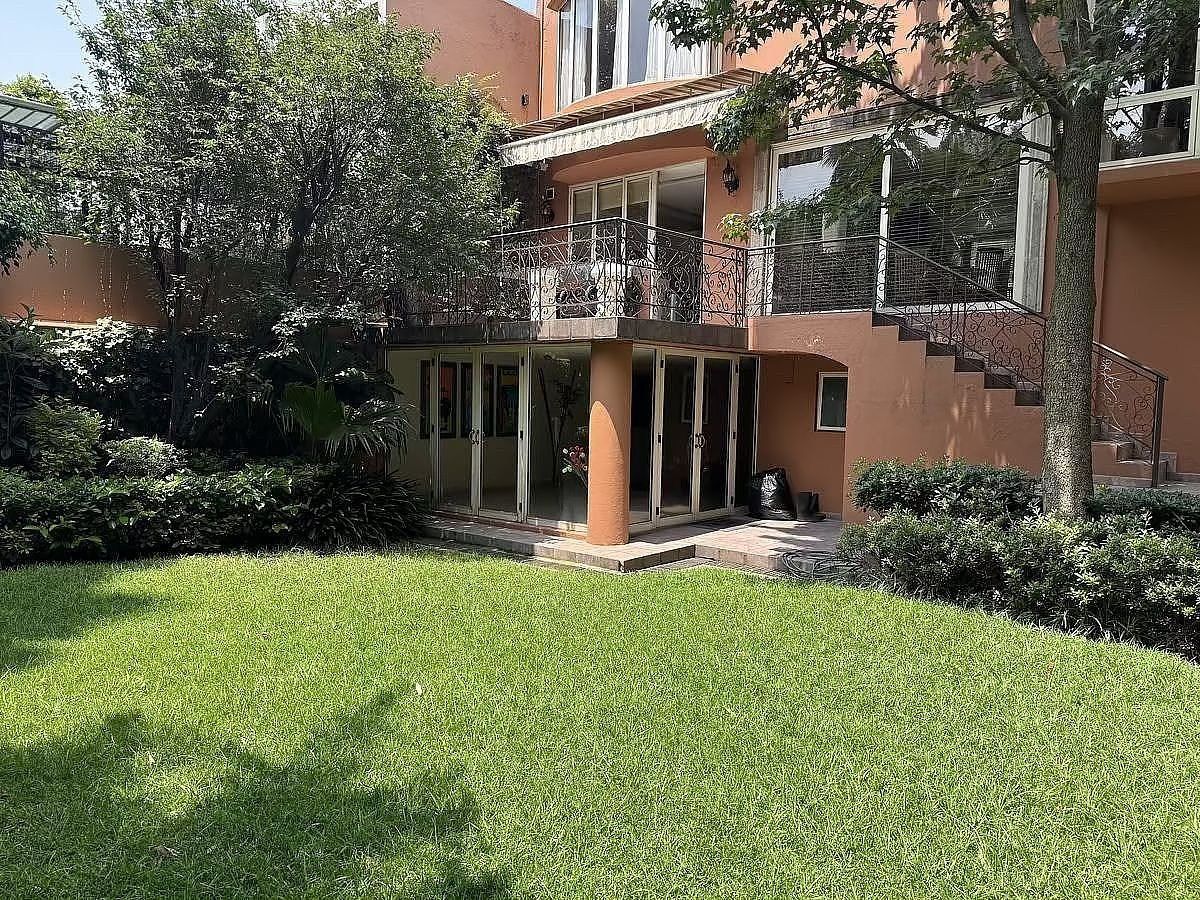 Casa en venta · Lomas de Tecamachalco, Naucalpan de Juárez, Estado de México