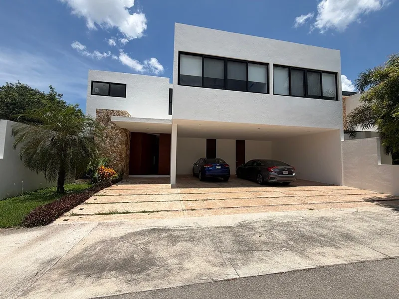 Casa en venta · Residencial del Mayab, Mérida, Yucatán