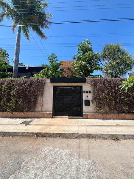 Casa en venta · Campestre, Mérida, Yucatán