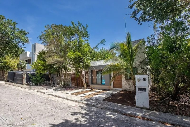 Condominio en venta · Puerto Morelos, Quintana Roo