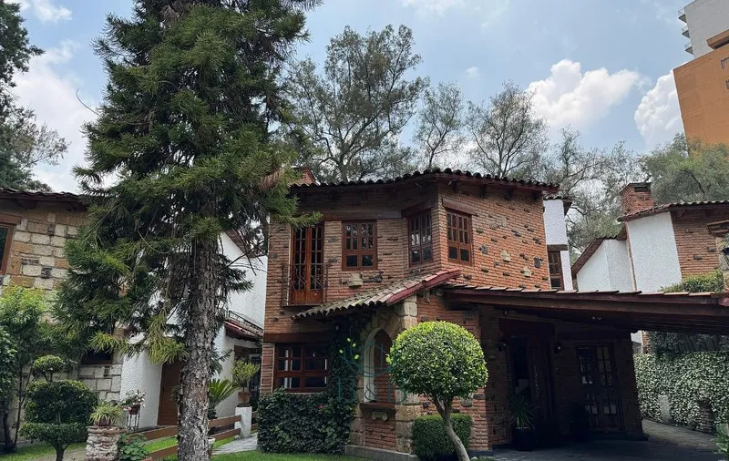 Casa en venta · Ampliación Piloto Adolfo Lopez Mateos, Piloto Adolfo Lopez Mateos, Álvaro Obregón, Ciudad de México