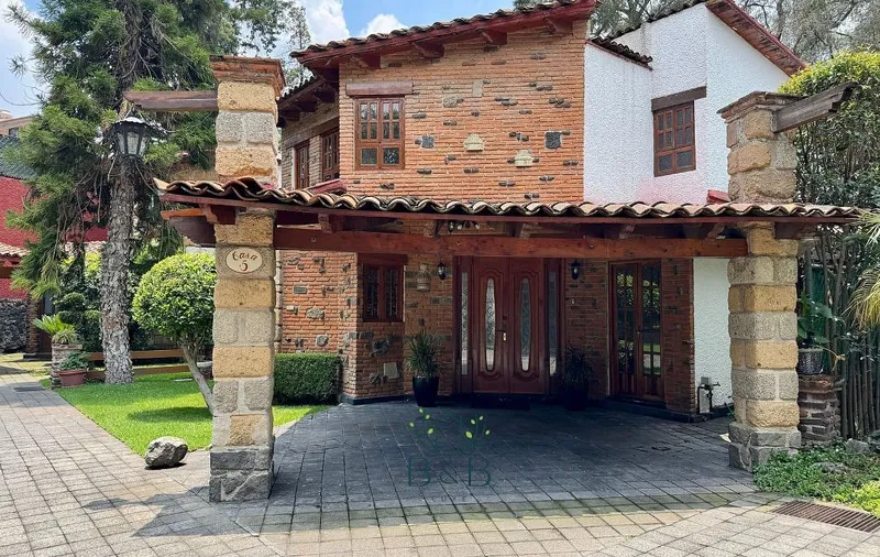 Casa en venta · Ampliación Piloto Adolfo Lopez Mateos, Piloto Adolfo Lopez Mateos, Álvaro Obregón, Ciudad de México