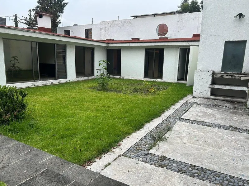 Casa en venta · Ampliación Lomas de San Bernabé, La Magdalena Contreras, Ciudad de México Casa en venta · Ampliación Lomas de San Bernabé, La Magdalena Contreras, Ciudad de México