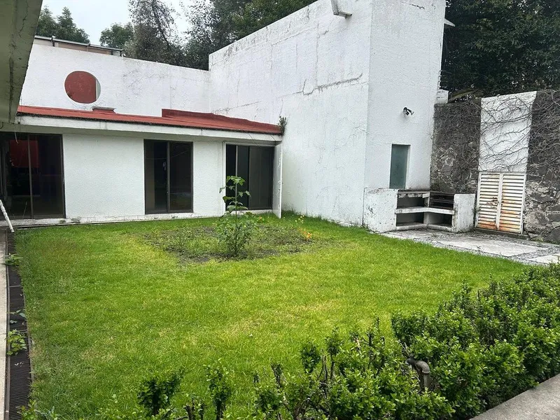 Casa en venta · Ampliación Lomas de San Bernabé, La Magdalena Contreras, Ciudad de México Casa en venta · Ampliación Lomas de San Bernabé, La Magdalena Contreras, Ciudad de México