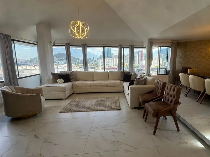 Casa en venta · Instituto Tecnológico de Estudios Superiores de Monterrey, Monterrey, Nuevo León