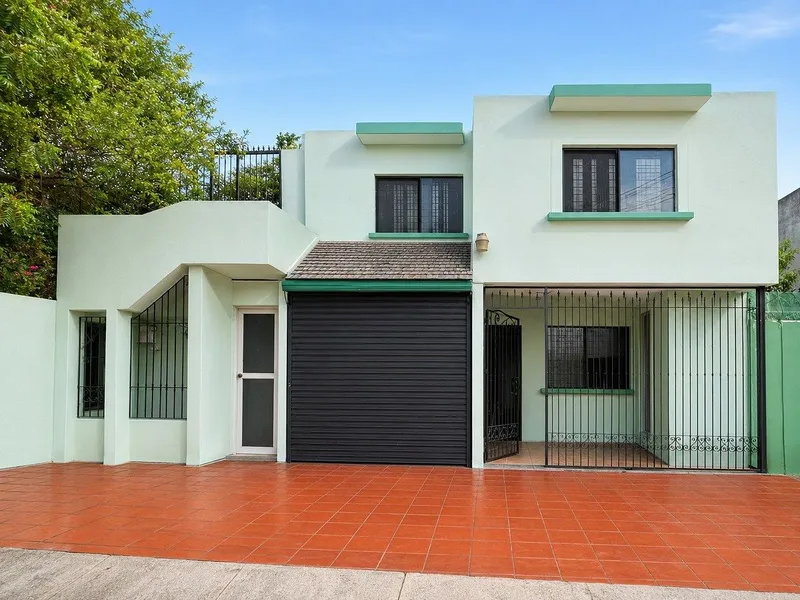 Casa en venta · Las Cumbres 2 Sector II, Monterrey, Nuevo León
