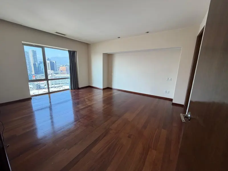 5 ) Cuarto principal.JPG