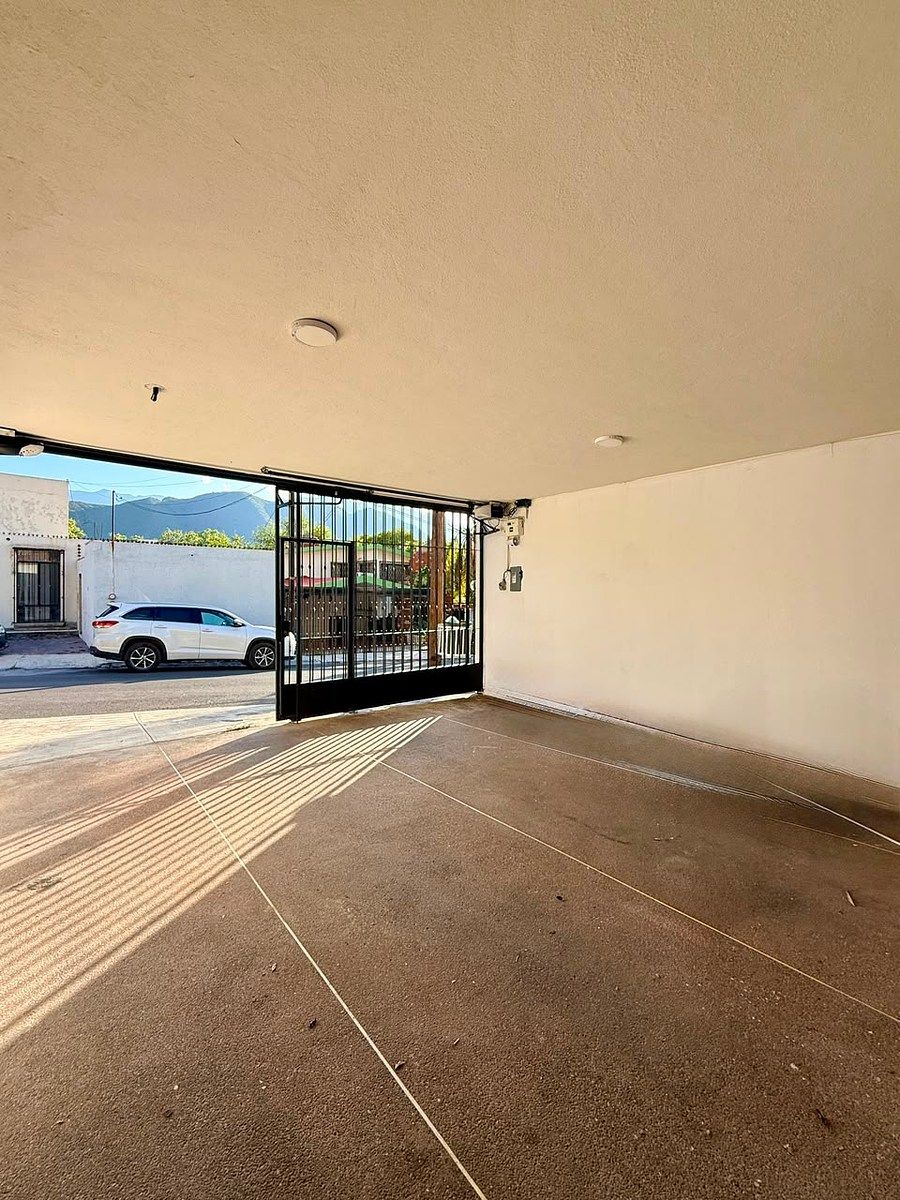 Casa en venta · Villa las Fuentes, Monterrey, Nuevo León