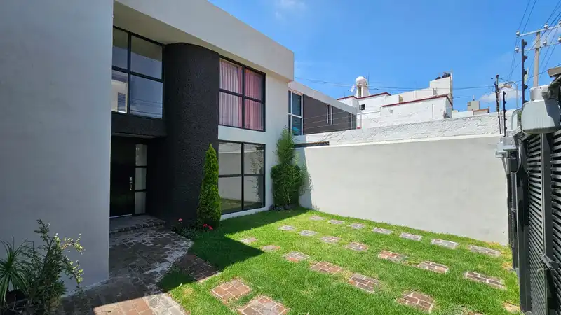 Casa en renta · Magisterial Vista Bella, Tlalnepantla de Baz, Estado de México