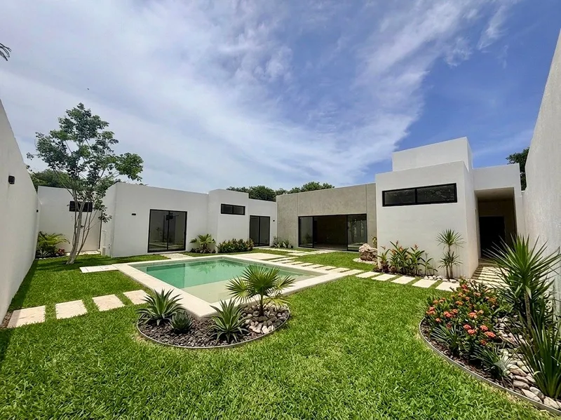 Casa en venta · Cholul, Mérida, Yucatán Casa en venta · Cholul, Mérida, Yucatán