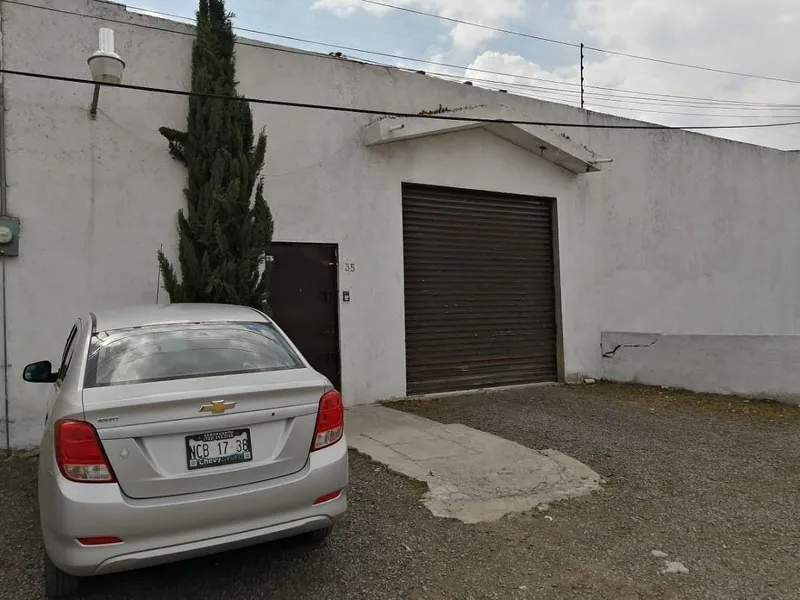 Bodega en venta · San Cristóbal Huichochitlán, Toluca, Estado de México