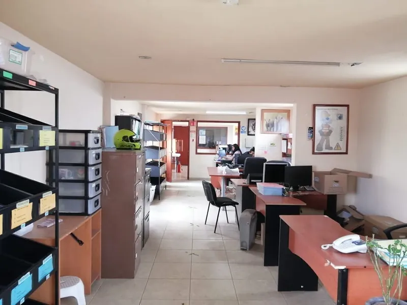 Bodega en venta · San Cristóbal Huichochitlán, Toluca, Estado de México