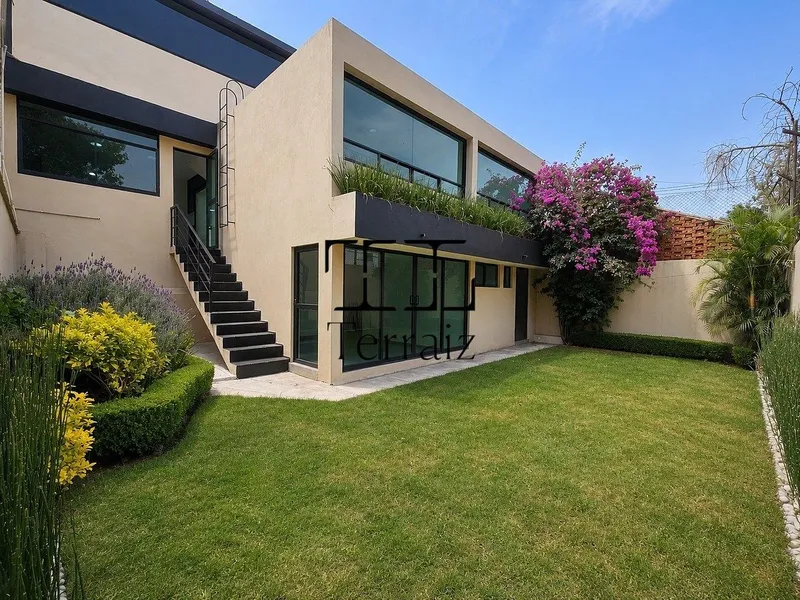 Casa en venta · Ciudad Satélite, Naucalpan de Juárez, Estado de México