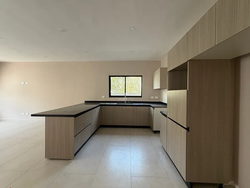 Casa en venta · Cumbres Elite Premier Privadas Alpes y Everest, Monterrey, Nuevo León Casa en venta · Cumbres Elite Premier Privadas Alpes y Everest, Monterrey, Nuevo León