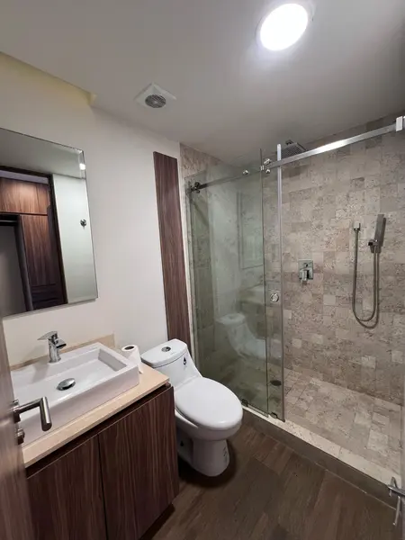 Baño WE.jpg