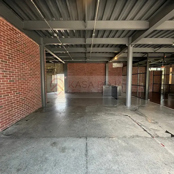 Comercio en renta · Villas la Rioja, Monterrey, Nuevo León