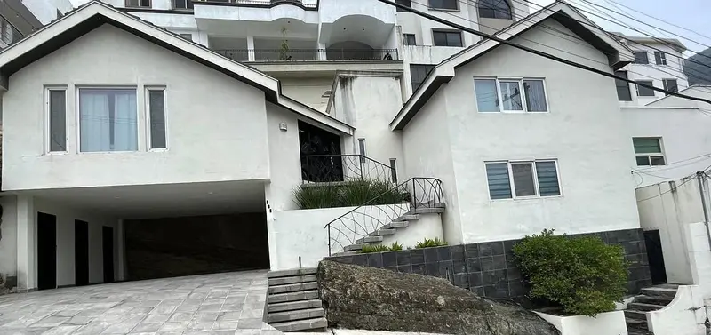Casa en venta · Jardines de San Agustin, San Pedro Garza García, Nuevo León