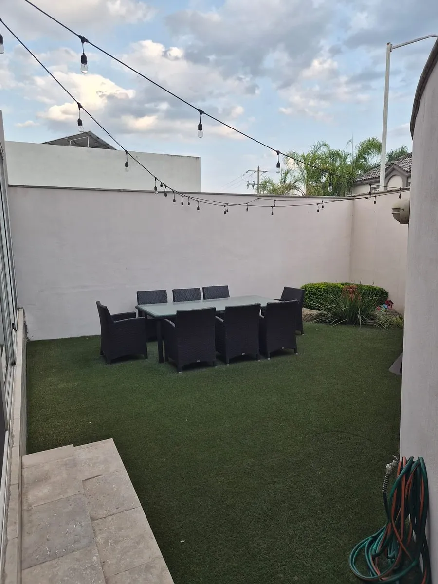 Casa en venta · Colinas de San Jerónimo, Monterrey, Nuevo León