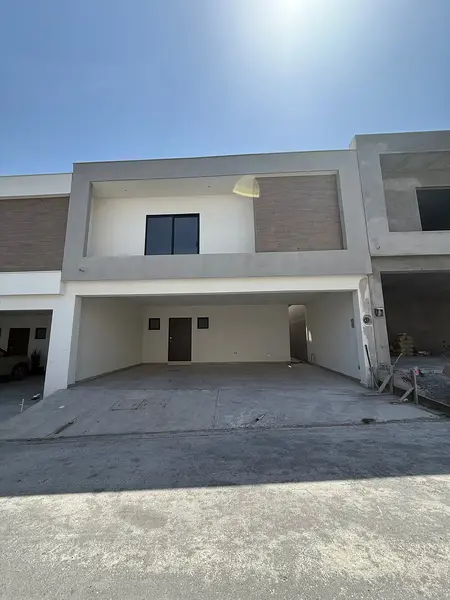 Casa en venta · Santoral, García, Nuevo León