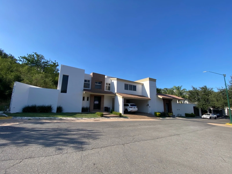 Casa en venta · Sierra Alta, Monterrey, Nuevo León