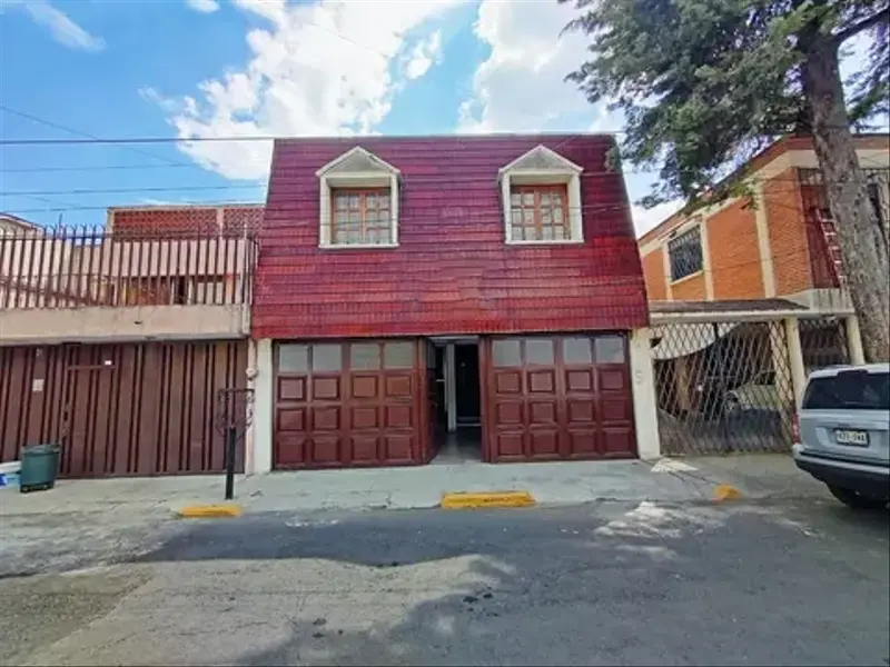 Casa en venta · Coyoacán, Ciudad de México Casa en venta · Coyoacán, Ciudad de México